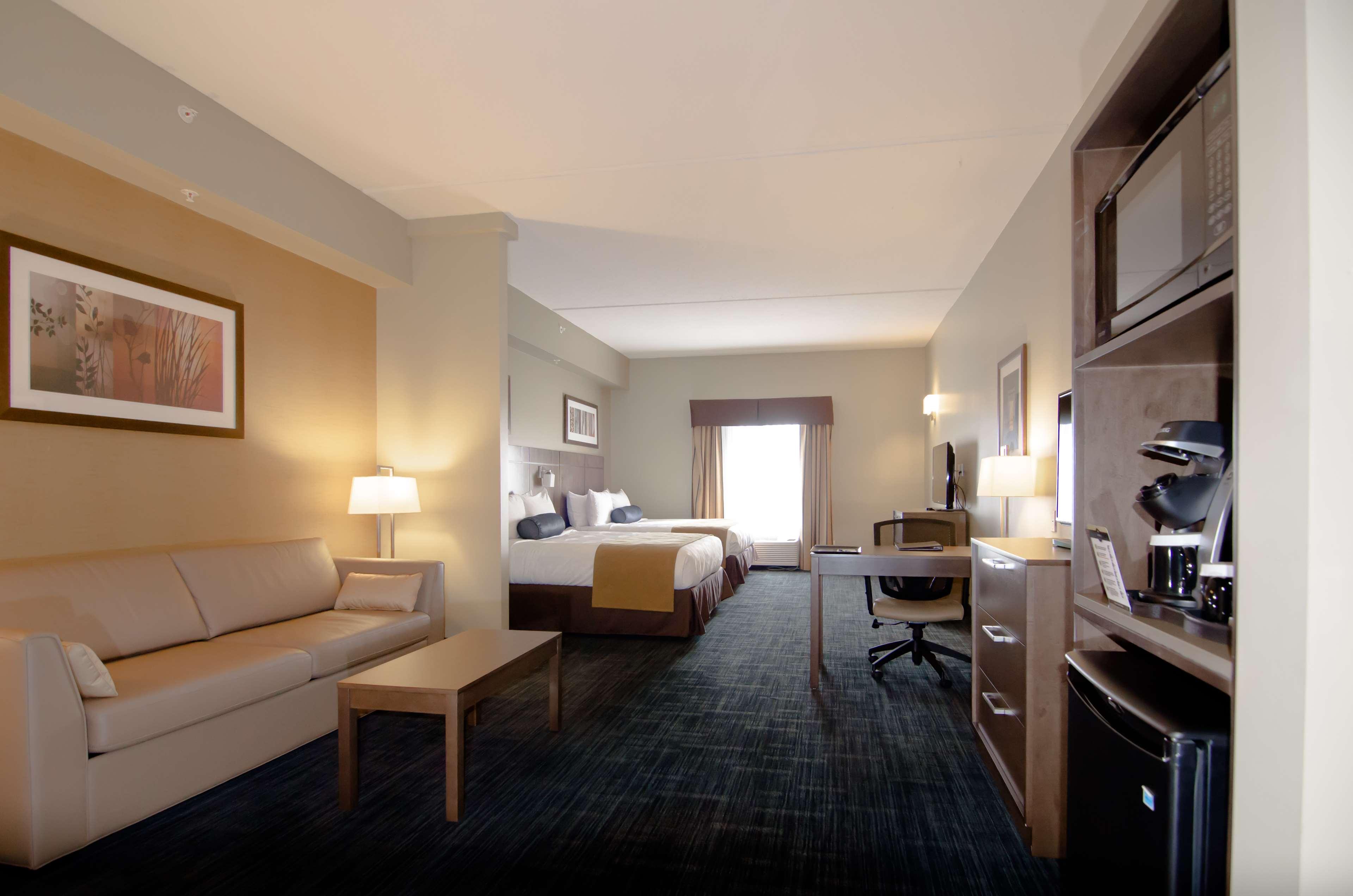 Best Western Plus Winnipeg West Headingley Экстерьер фото