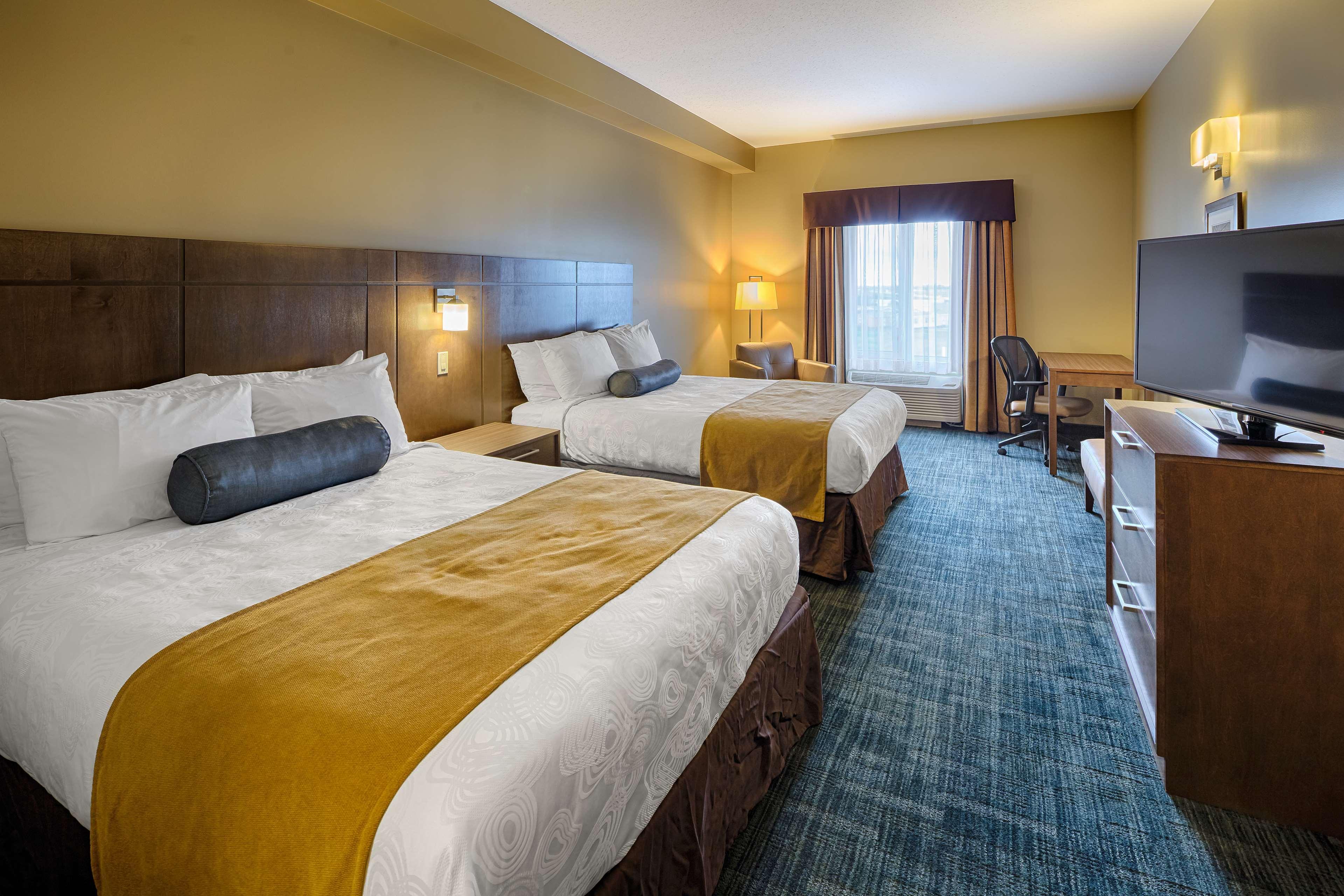 Best Western Plus Winnipeg West Headingley Экстерьер фото