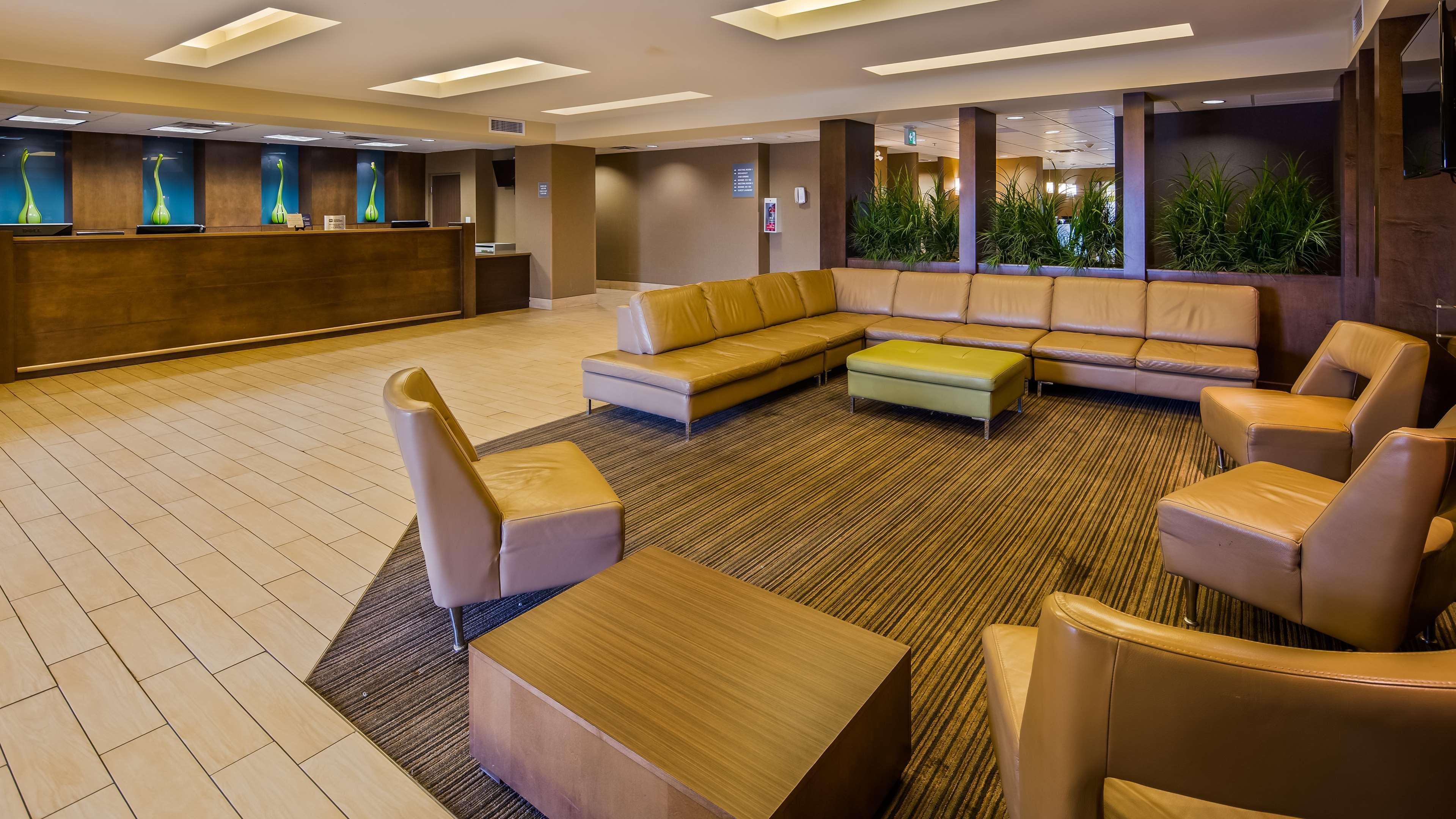 Best Western Plus Winnipeg West Headingley Экстерьер фото